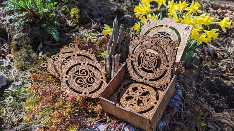 Engraved Celtic Coaster Set One of the many beautifully engraved wooden products I produce as Rad Werx Design.